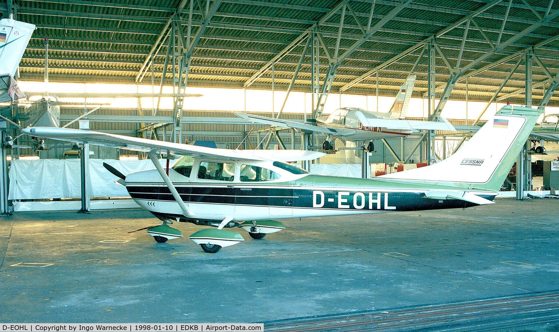 D-EOHL, 1968 Cessna 182L Skylane C/N 182-59279, Cessna 182L Skylane at Bonn-Hangelar airfield