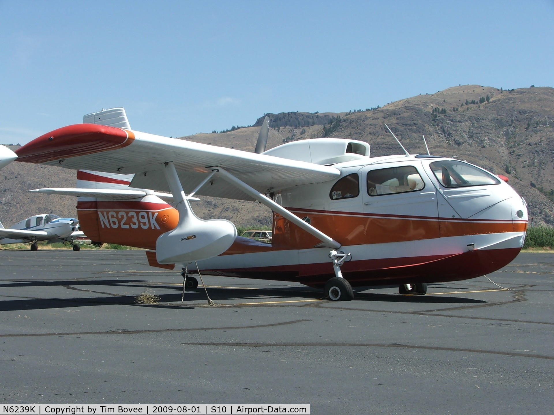 N6239K, 1947 Republic RC-3 Seabee C/N 442, Fish out of water