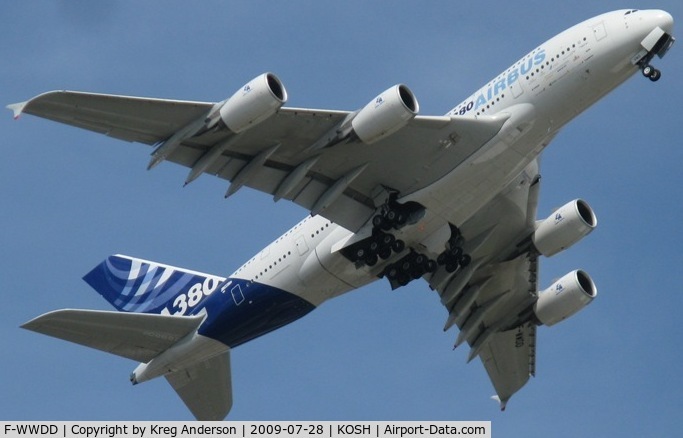 F-WWDD, 2005 Airbus A380-861 C/N 004, EAA Air Venture 2009