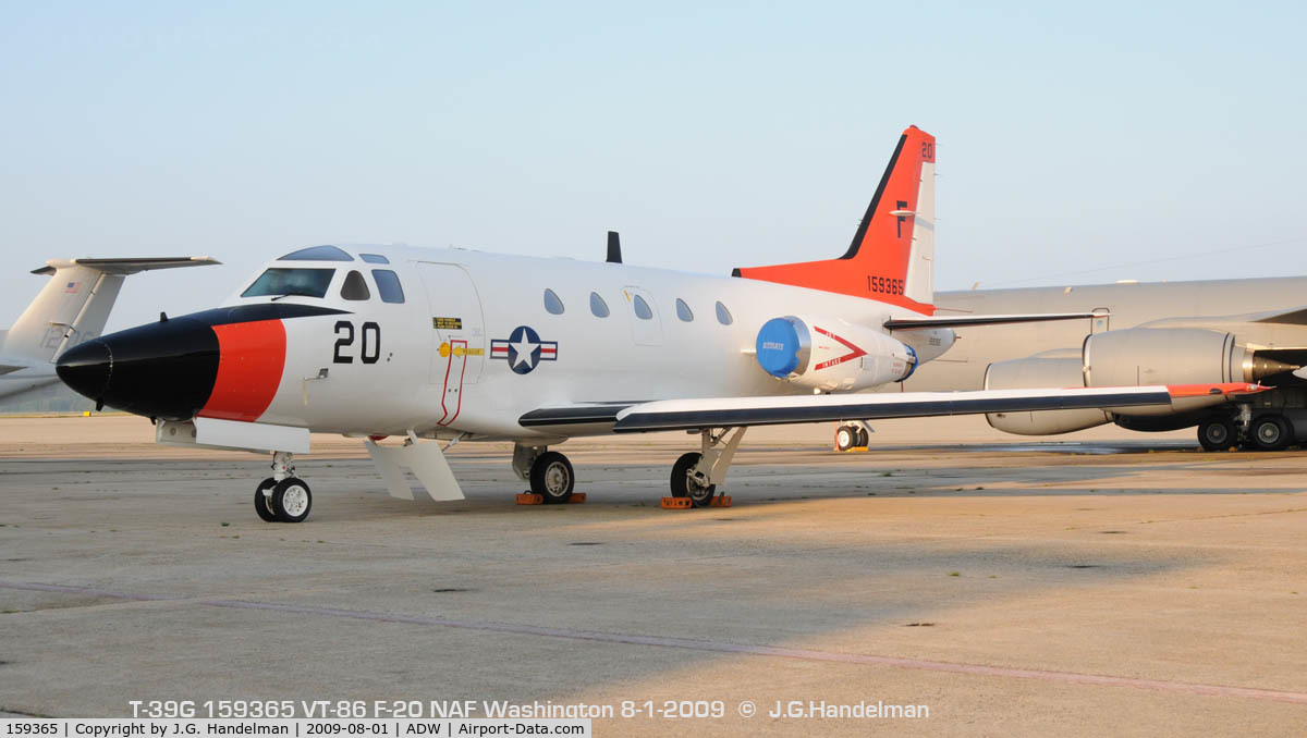 159365, North American Rockwell CT-39G Sabreliner C/N 306-70, early A.M. at NAF Washington
