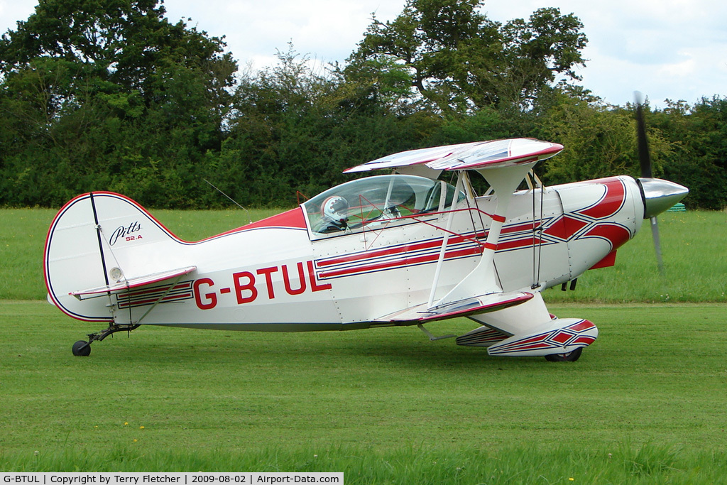 G-BTUL, 1979 Aerotek Pitts S-2A Special C/N 2200, Pitts S-2A at the 2009 Stoke Golding Stakeout event