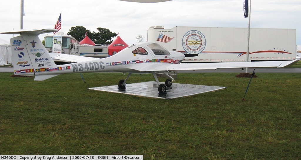 N340DC, Diamond DA-20C-1 Eclipse C/N C0540, EAA Airventure 2009