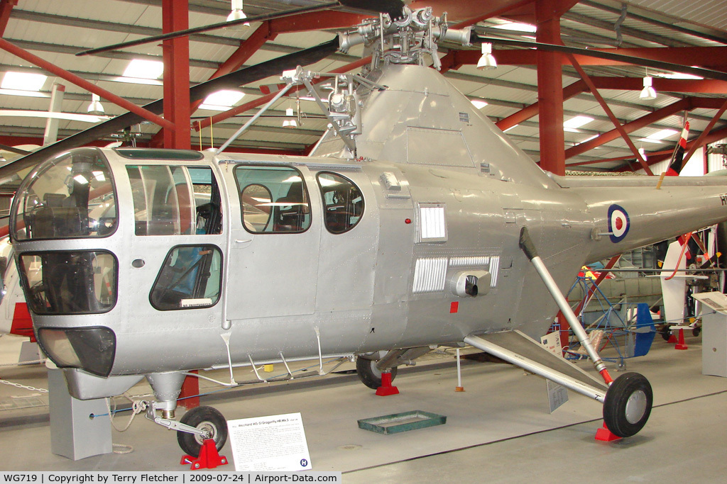 WG719, 1952 Westland Dragonfly HR.5 C/N WA/H/50, 1952 Westland WS-51 Dragonfly HR5 - Exhibited in the International Helicopter Museum , Weston-Super Mare , Somerset , United Kingdom