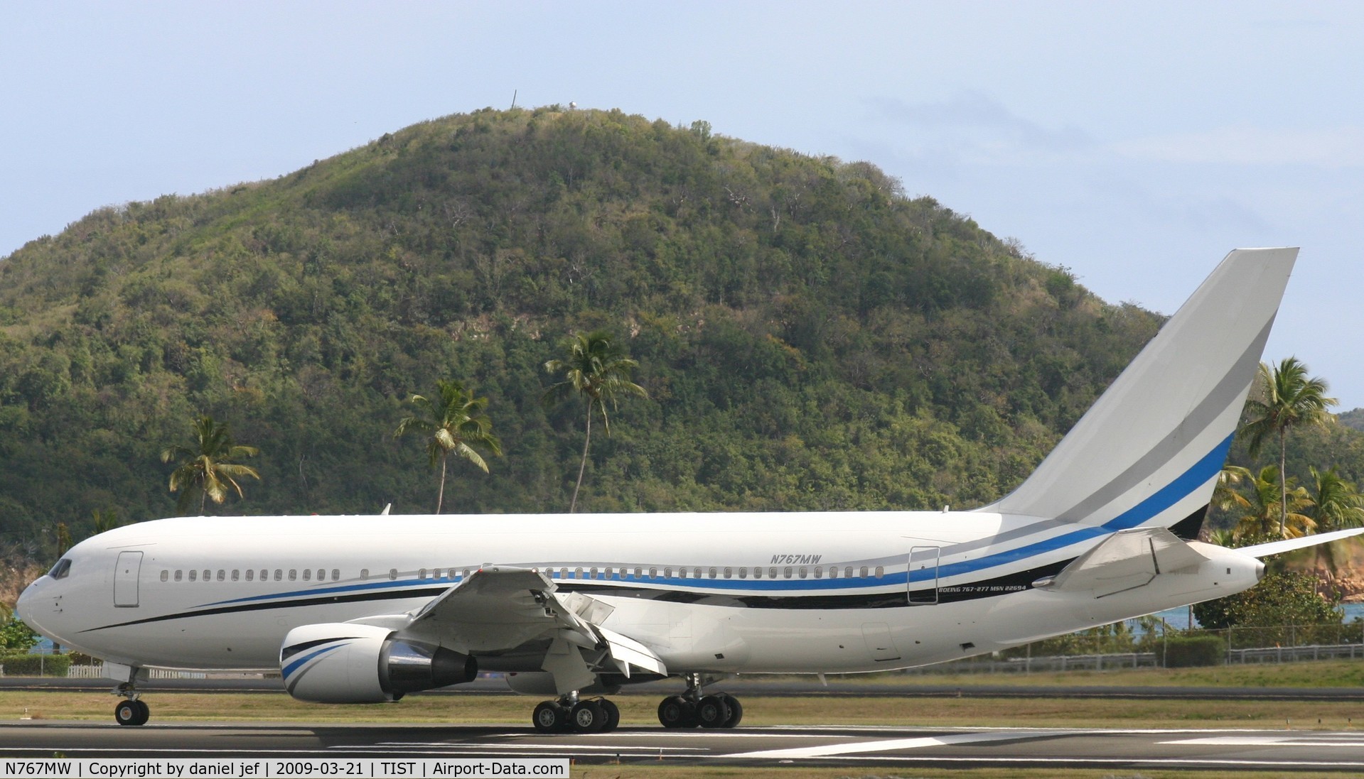 N767MW, 1982 Boeing 767-277 C/N 22694, rolling out at tist