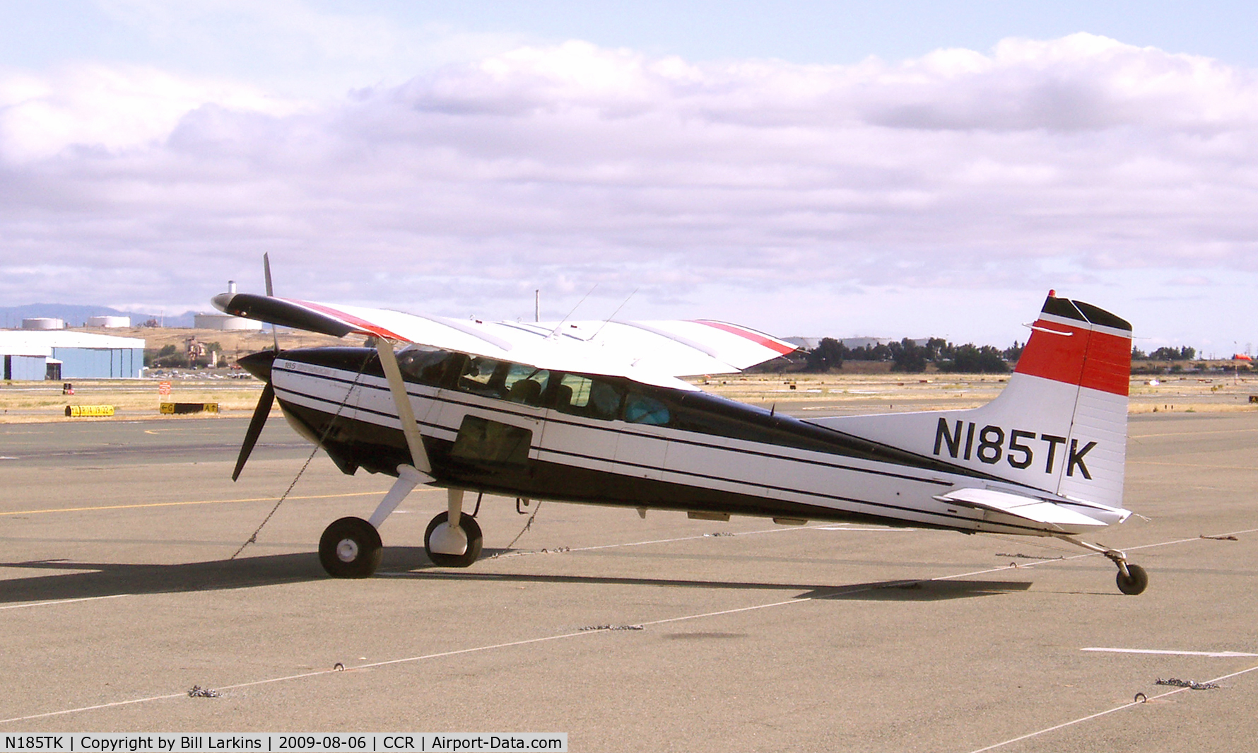 N185TK, 1981 Cessna A185F Skywagon 185 C/N 18504366, Visitor