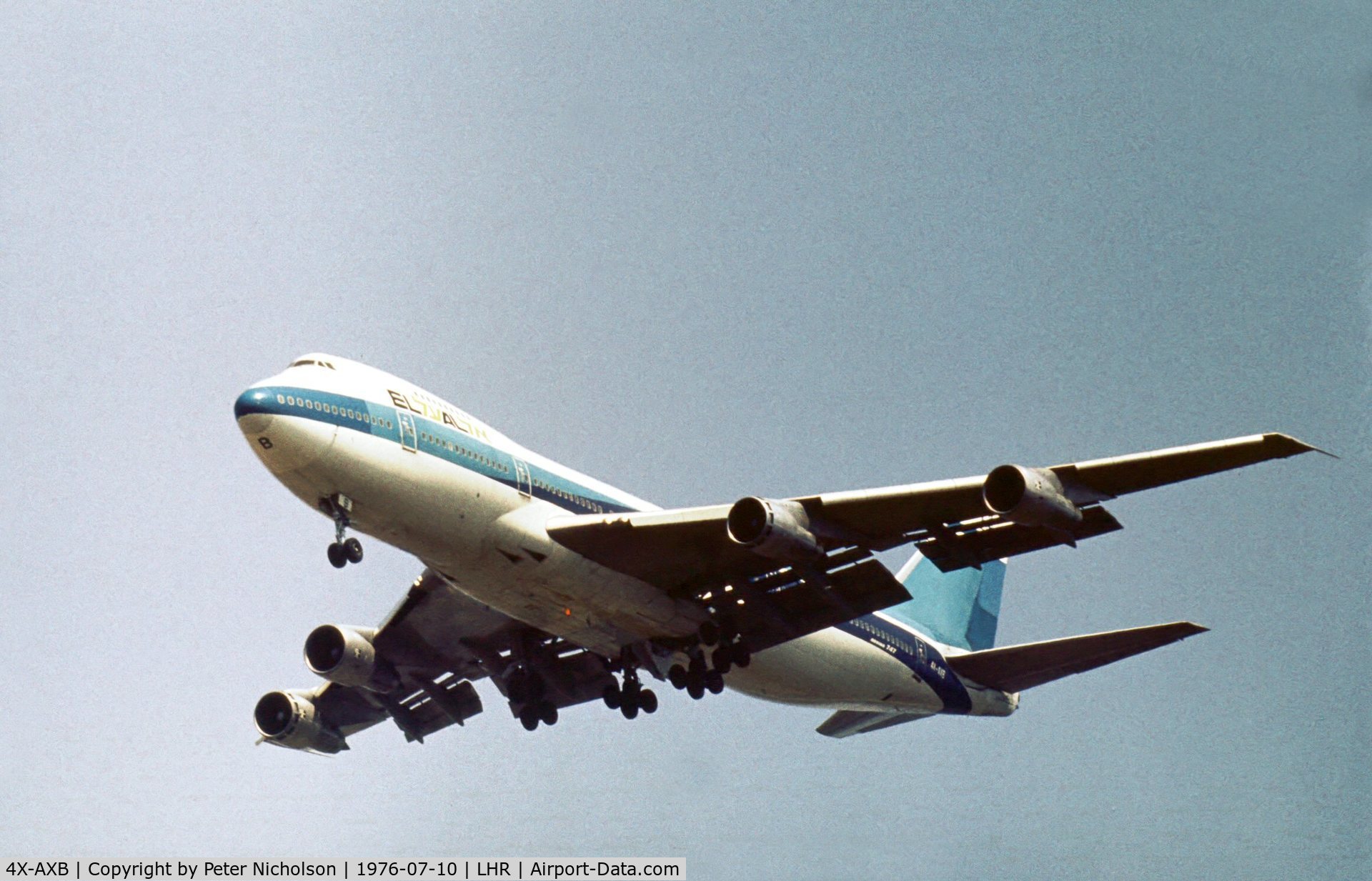 4X-AXB, 1971 Boeing 747-258B C/N 20274, Boeing 747-258B of El Al on fianl approach to London Heathrow in the Summer of 1976.