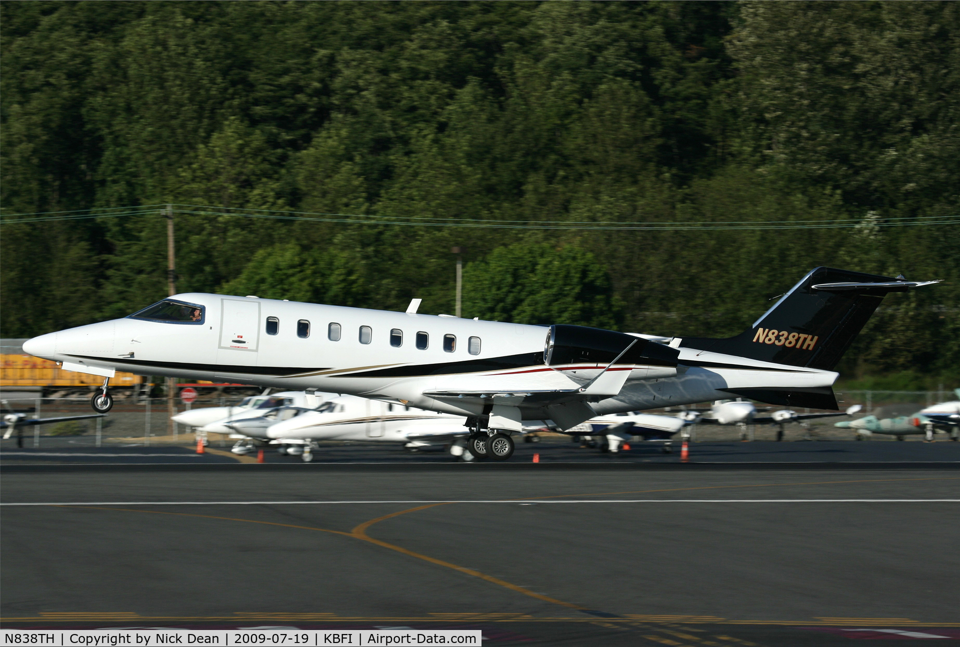 N838TH, 2000 Learjet 45 C/N 027, KBFI