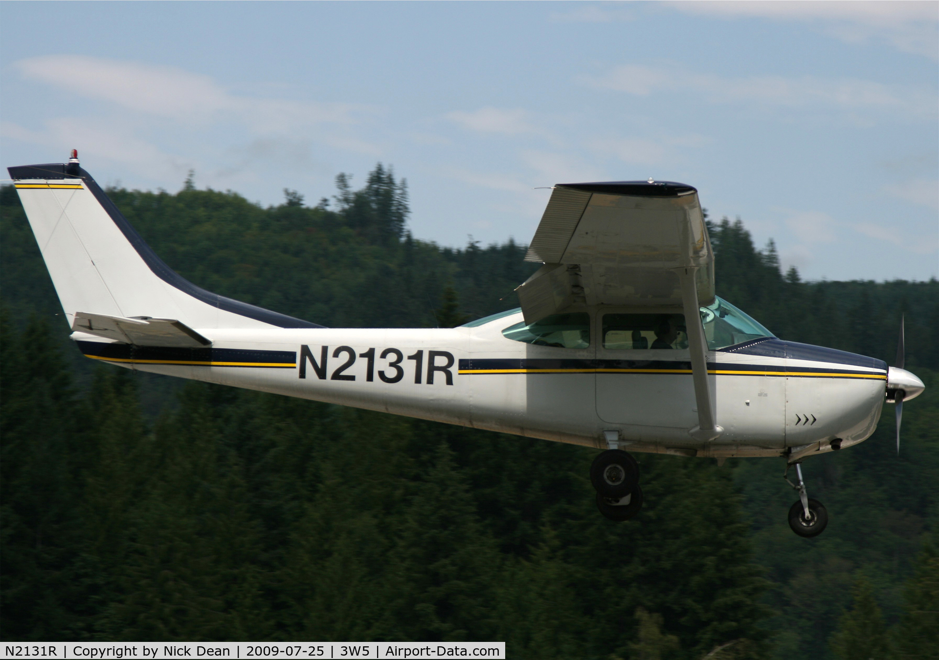 N2131R, 1964 Cessna 182G Skylane C/N 182-55331, 3W5