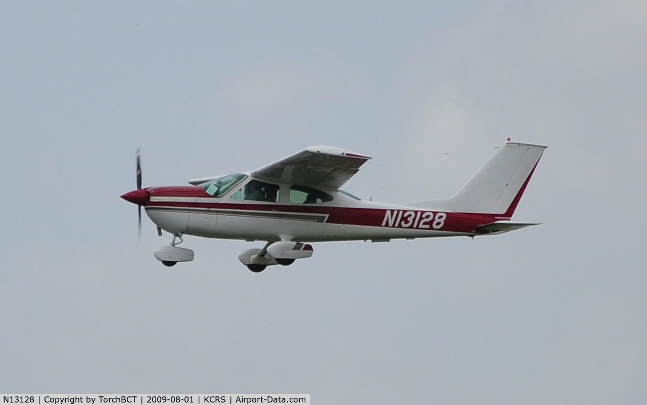 N13128, 1976 Cessna 177B Cardinal C/N 17702400, Cessna Cardinal departing RWY 14 at KCRS