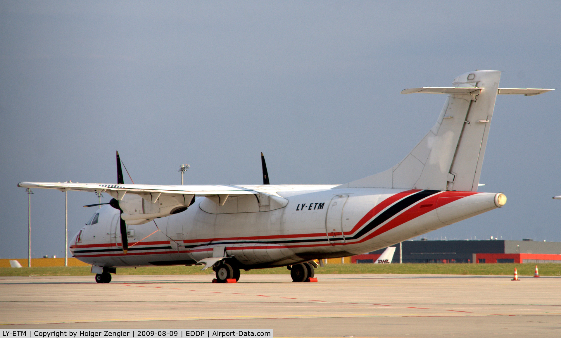 LY-ETM, 1987 ATR 42-300 C/N 067, AVIAVILSA ATR 42-300(F) from Lithuania