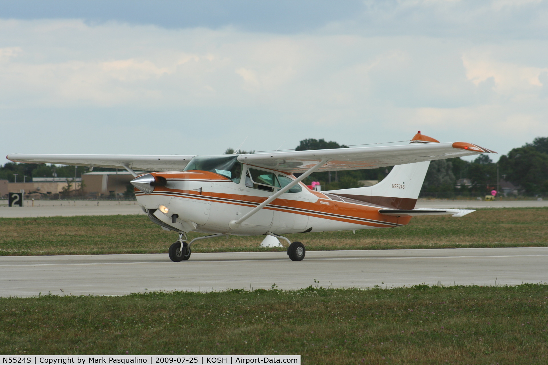 N5524S, 1980 Cessna TR182 Turbo Skylane RG C/N R18201594, Cessna TR182