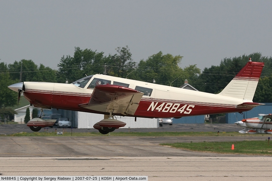 N4884S, 1971 Piper PA-32-260 Cherokee Six Cherokee Six C/N 32-7100008, EAA AirVenture 2007