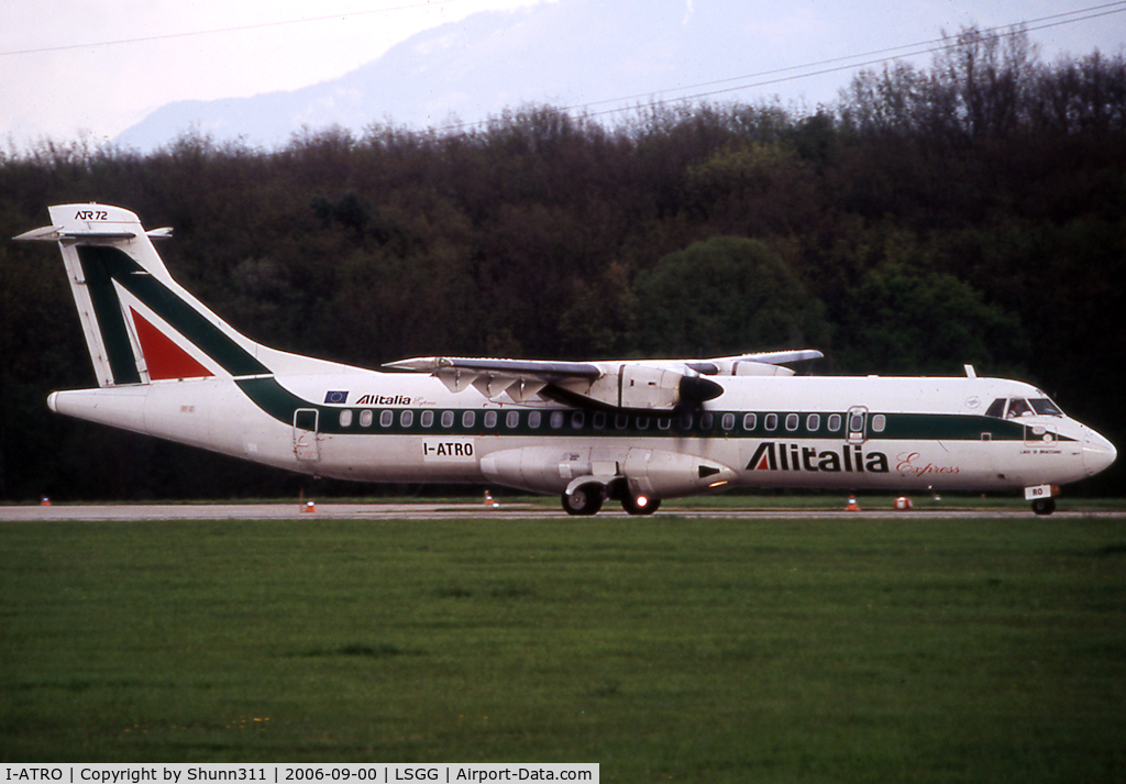 I-ATRO, 1994 ATR 72-212 C/N 423, Ready for take off...