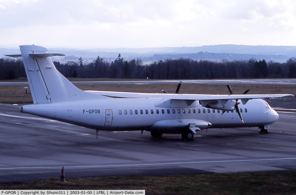 F-GPOB, 1990 ATR 72-202 C/N 207, Parked at the Cargo apron...
