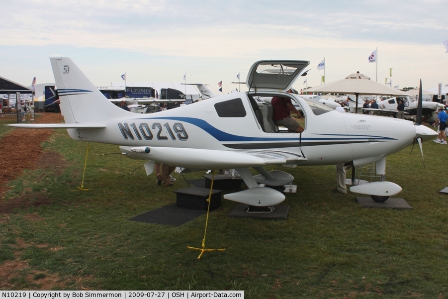 N10219, Cessna LC42-550FG C/N 421019, Airventure 2009 - Oshkosh, Wisconsin