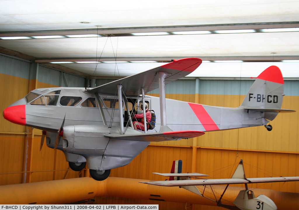 F-BHCD, 1945 De Havilland DH-89A Dominie/Dragon Rapide C/N 6706, Preserved inside Le Bourget Museum...