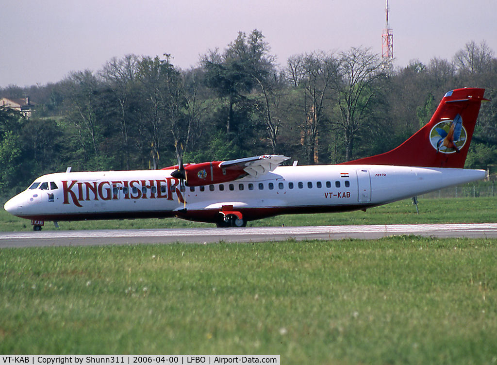 VT-KAB, 2006 ATR 72-212A C/N 728, Delivery day...