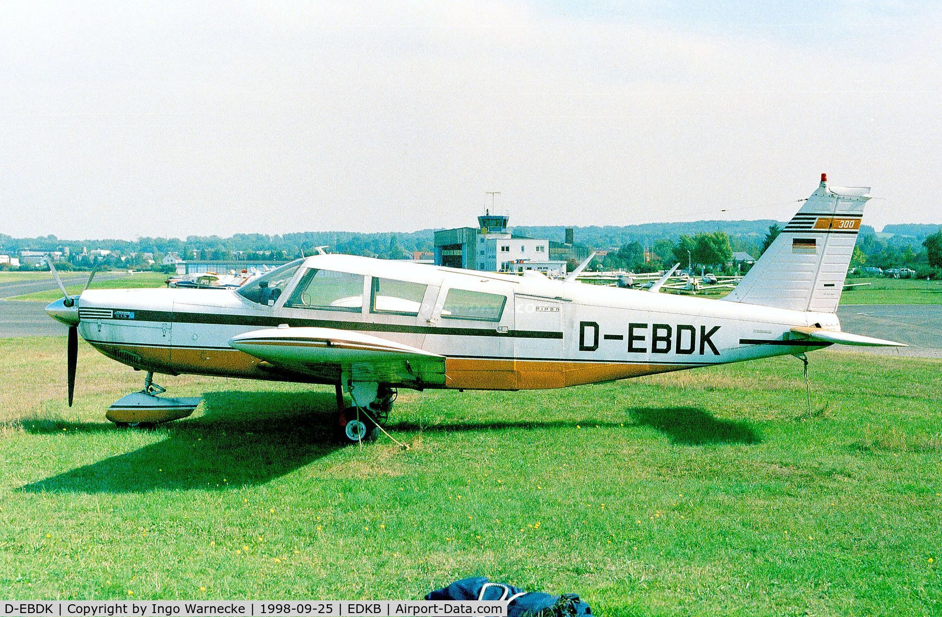 D-EBDK, 1970 Piper PA-32-300 C Cherokee Six C/N 32-40963, Piper PA-32-300 Cherokee Six C at Bonn-Hangelar airfield