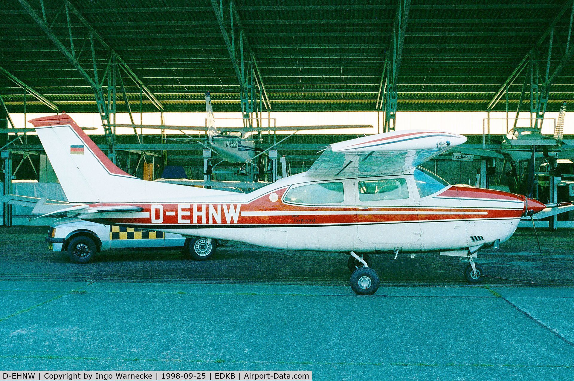 D-EHNW, Cessna T210L Turbo Turbo Centurion C/N 21060771, Cessna T210L Turbo Centurion at Bonn-Hangelar airfield
