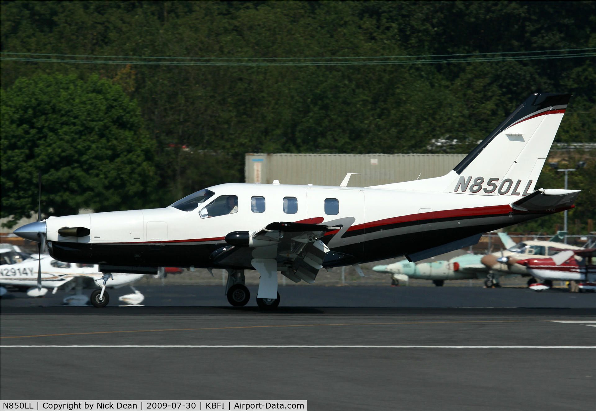 N850LL, 2006 Socata TBM-700 C/N 350, KBFI