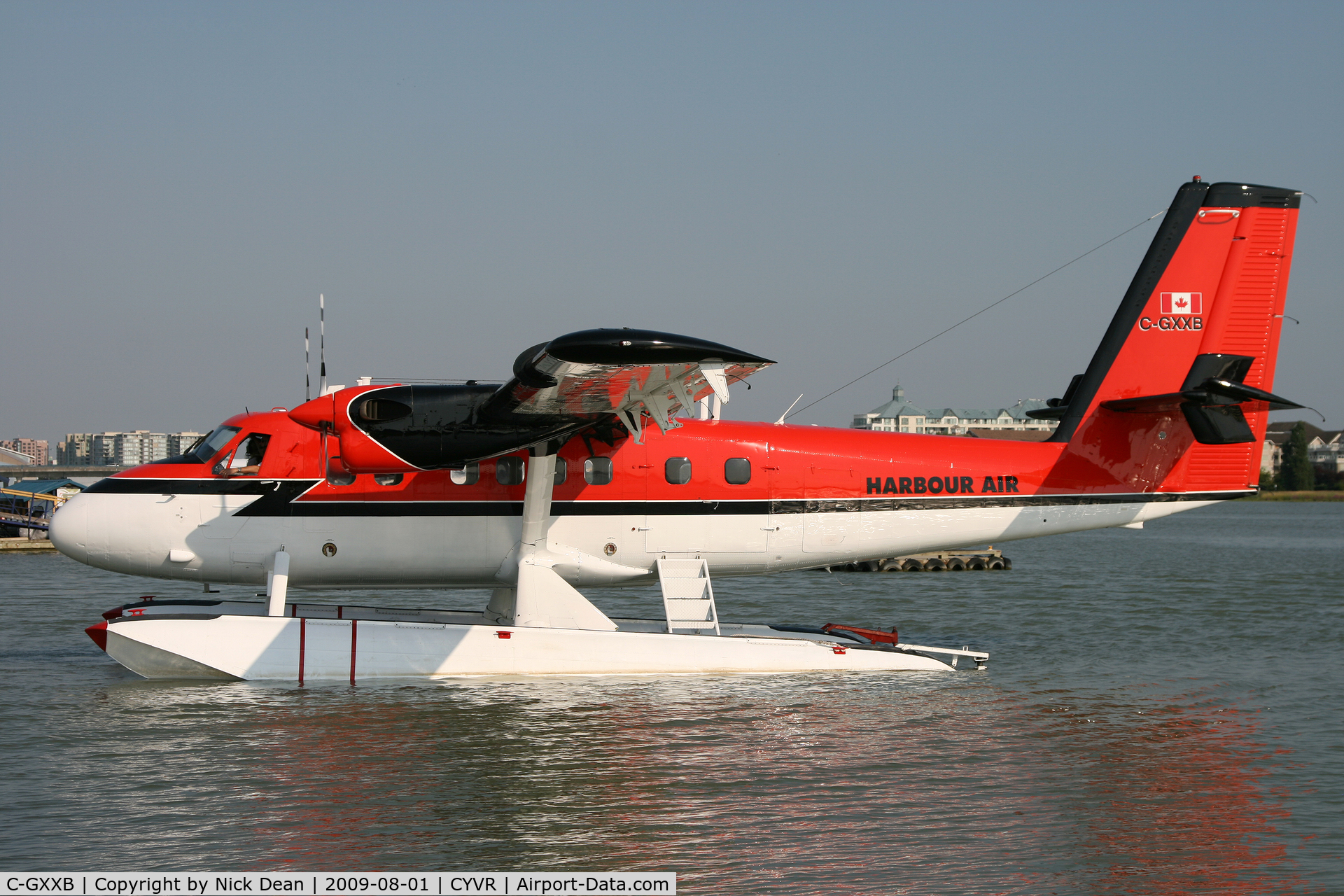 C-GXXB, 1974 De Havilland Canada DHC-6-300 Twin Otter C/N 426, CYVR