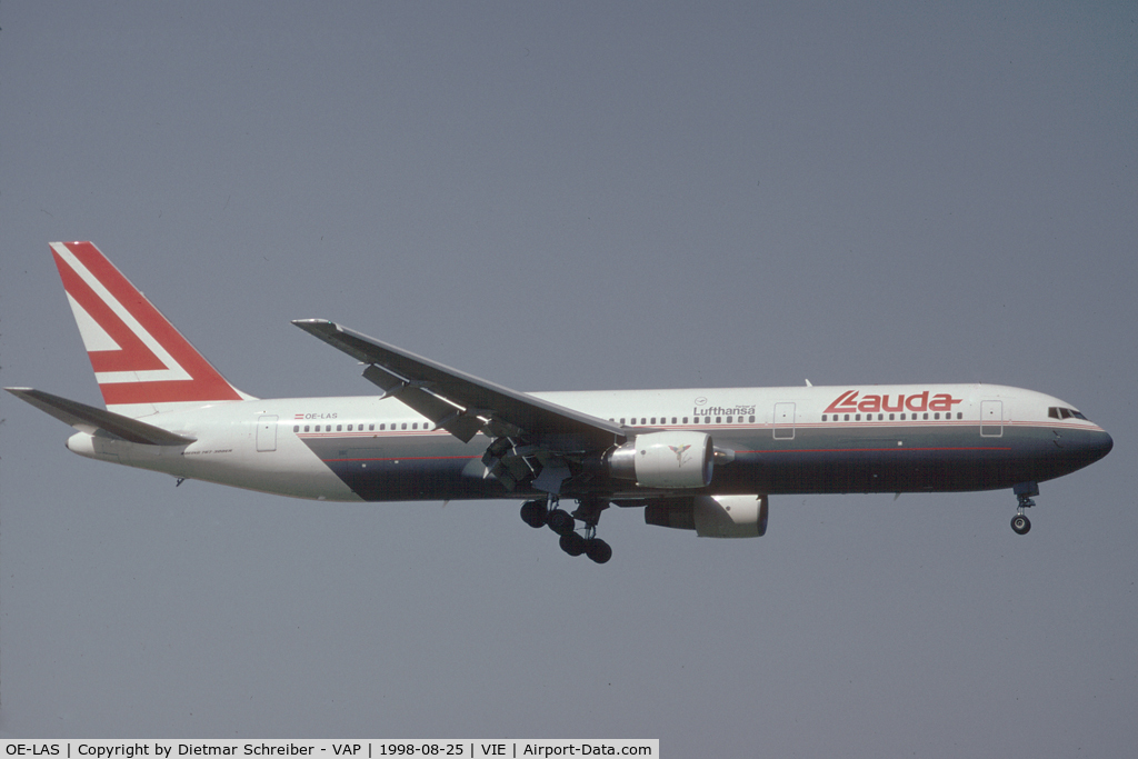 OE-LAS, 1995 Boeing 767-33A/ER C/N 27909, Lauda Air Boeing 767-300