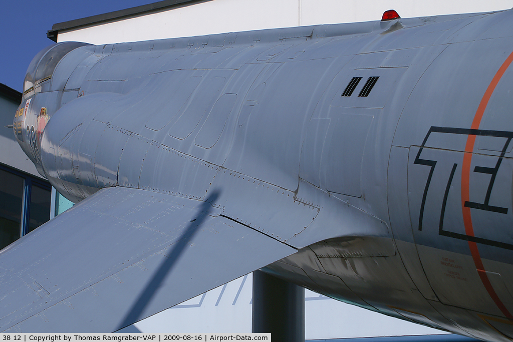 38 12, 1972 McDonnell Douglas F-4F Phantom II C/N 4640, Lockheed F104 Starfighter