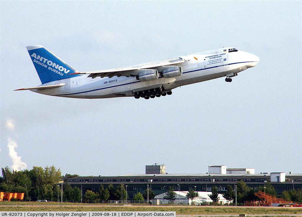 UR-82073, 1994 Antonov An-124-100 Ruslan C/N 9773054359139, A big bird is leaving LEJ