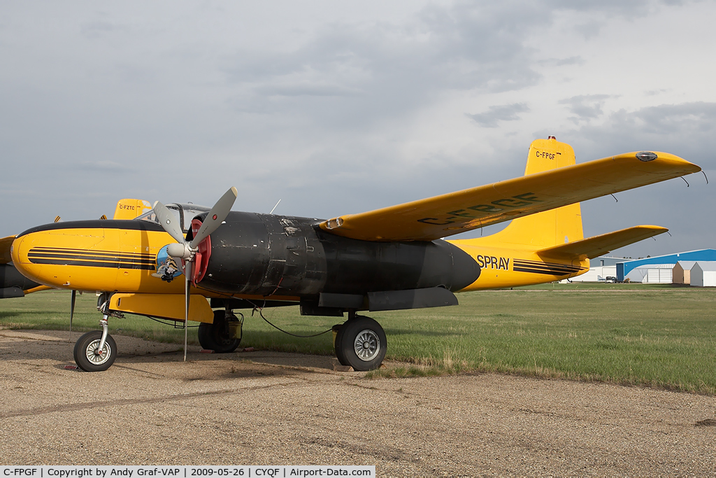 C-FPGF, 1945 Douglas A-26B Invader C/N 29154, Air Spray Douglas A-26