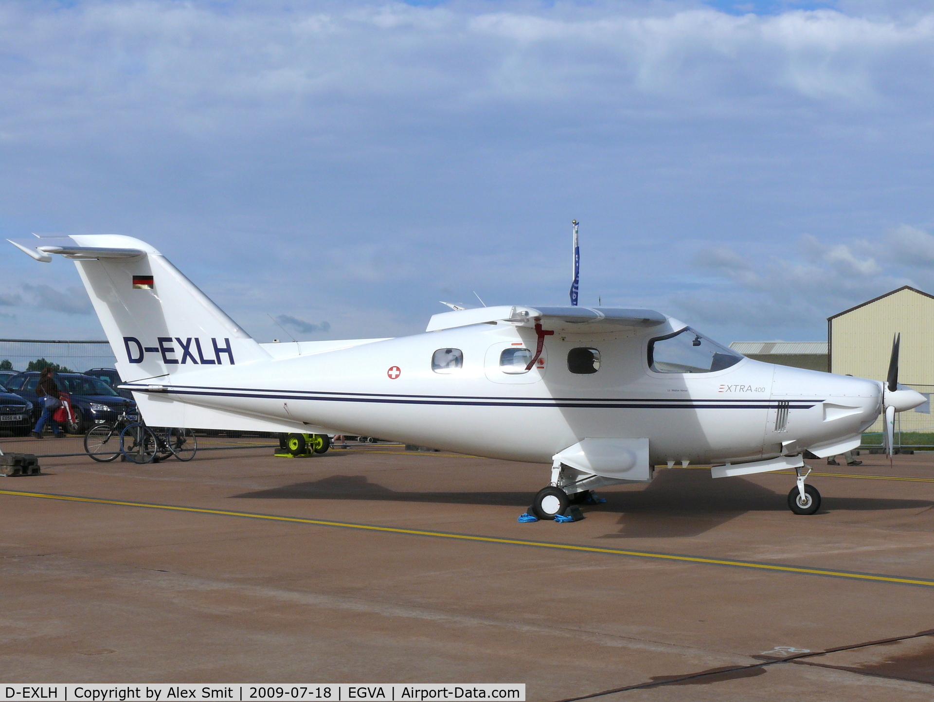 D-EXLH, 2000 Extra EA-400 C/N 06, Extra Flugzeugbau EA400 D-EXLH Bruno Stocker