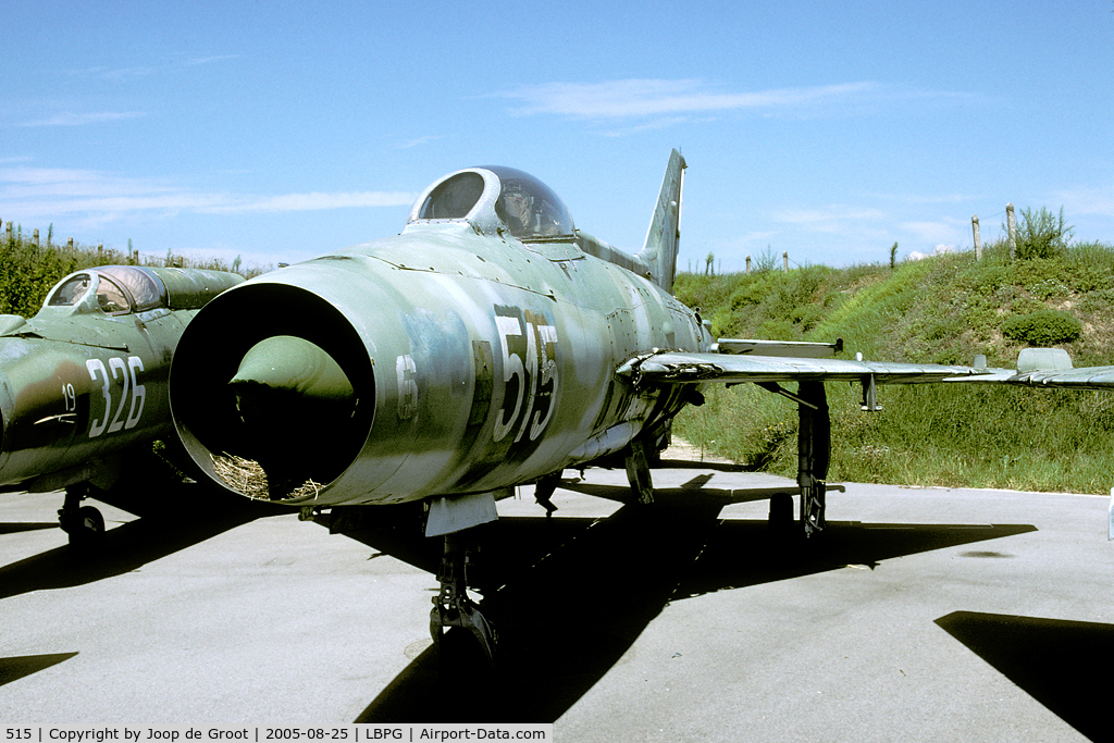 515, Mikoyan-Gurevich MiG-21F-13 C/N 1015, This aircraft hasn't been flying for quite a while: it has a birds nest in the intake.