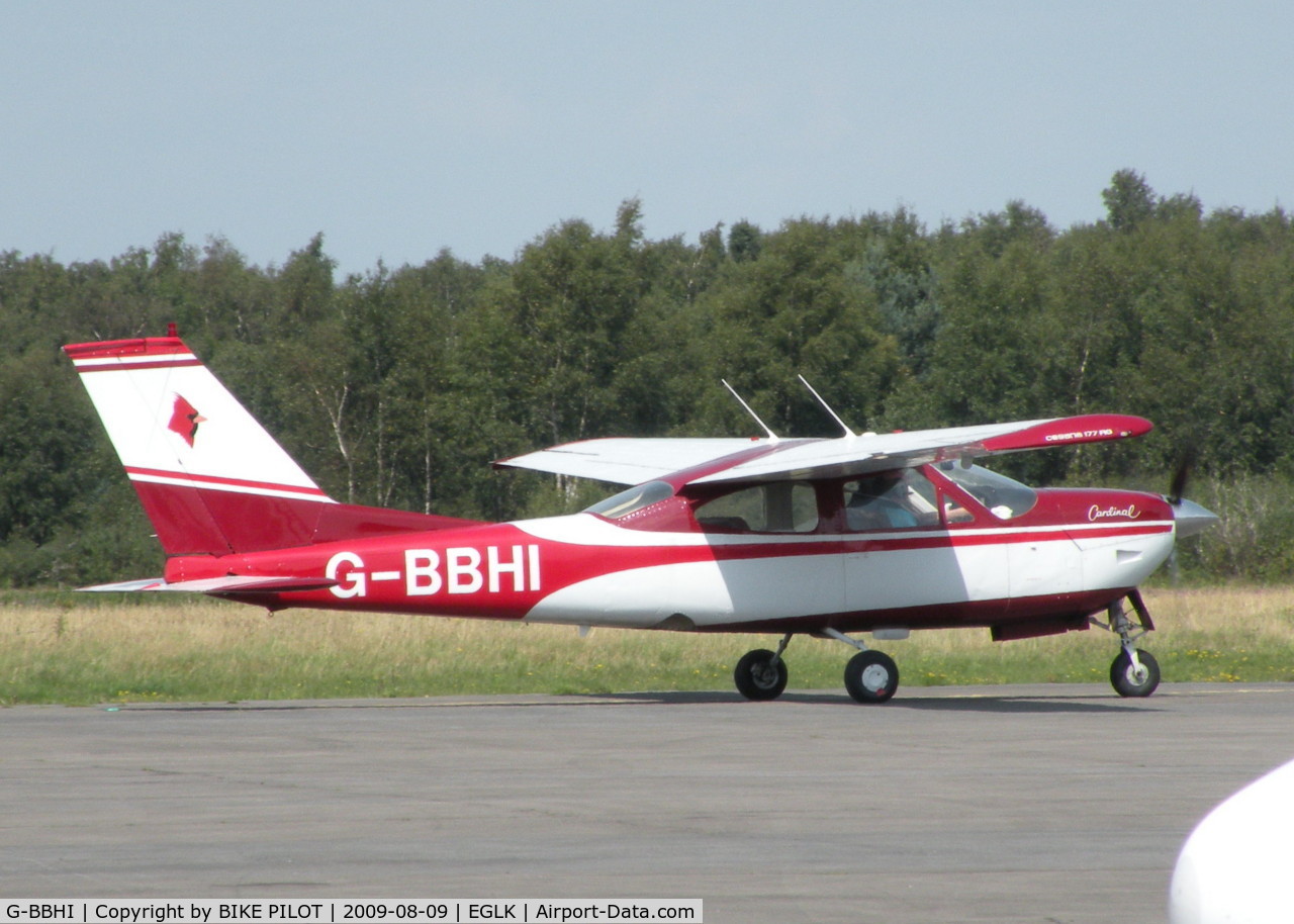 G-BBHI, 1972 Cessna 177RG Cardinal C/N 177RG0225, TAXYING TOWARDS RWY 25