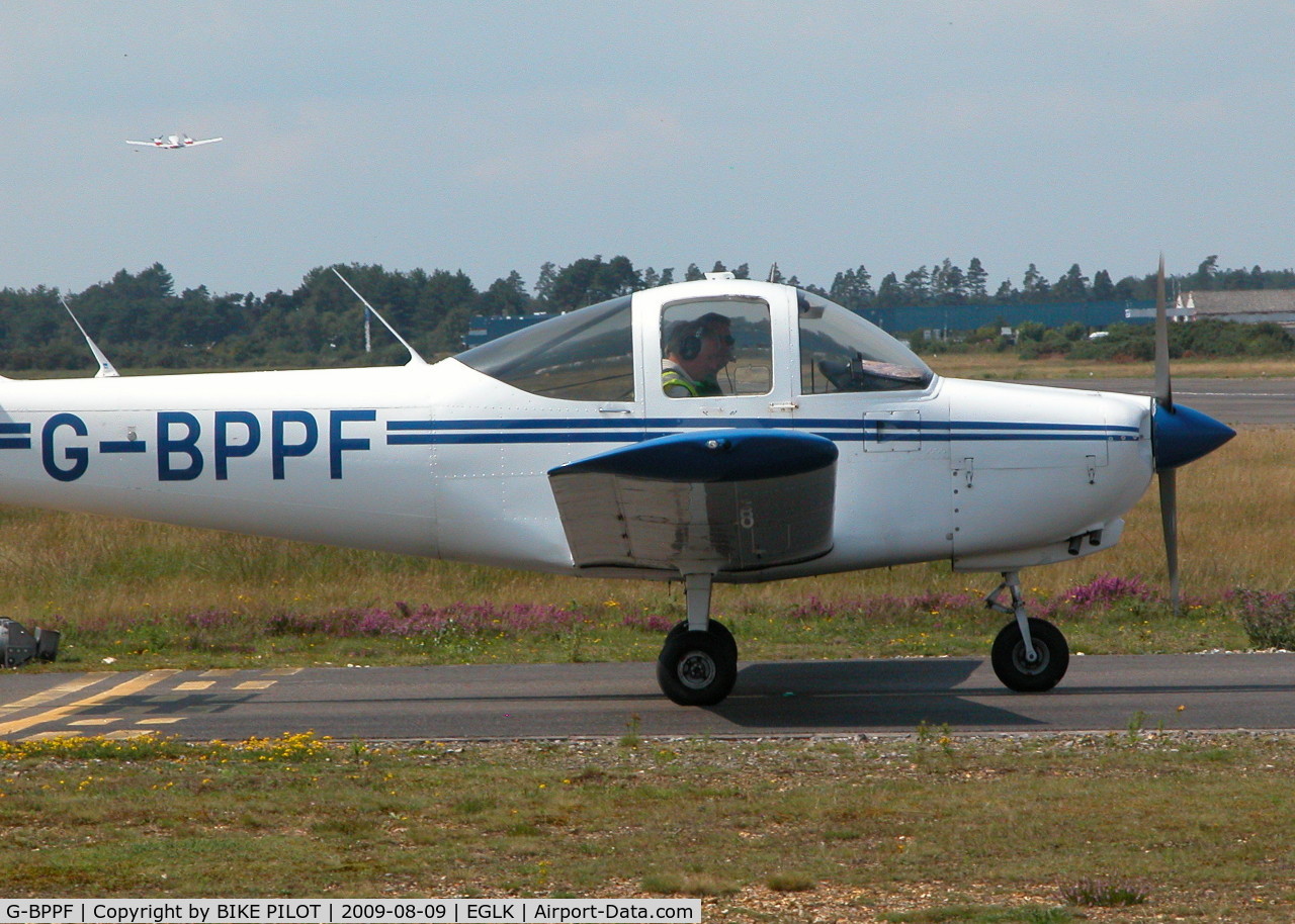 G-BPPF, 1979 Piper PA-38-112 Tomahawk Tomahawk C/N 38-79A0578, VISITING TOMAHAWK TAXYING ONTO RWY 25