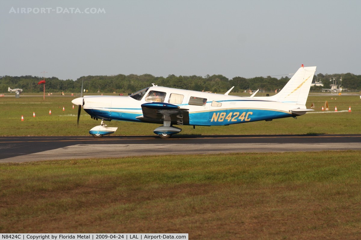 N8424C, 1976 Piper PA-32-300 Cherokee Six C/N 32-7640064, Piper PA-32-300