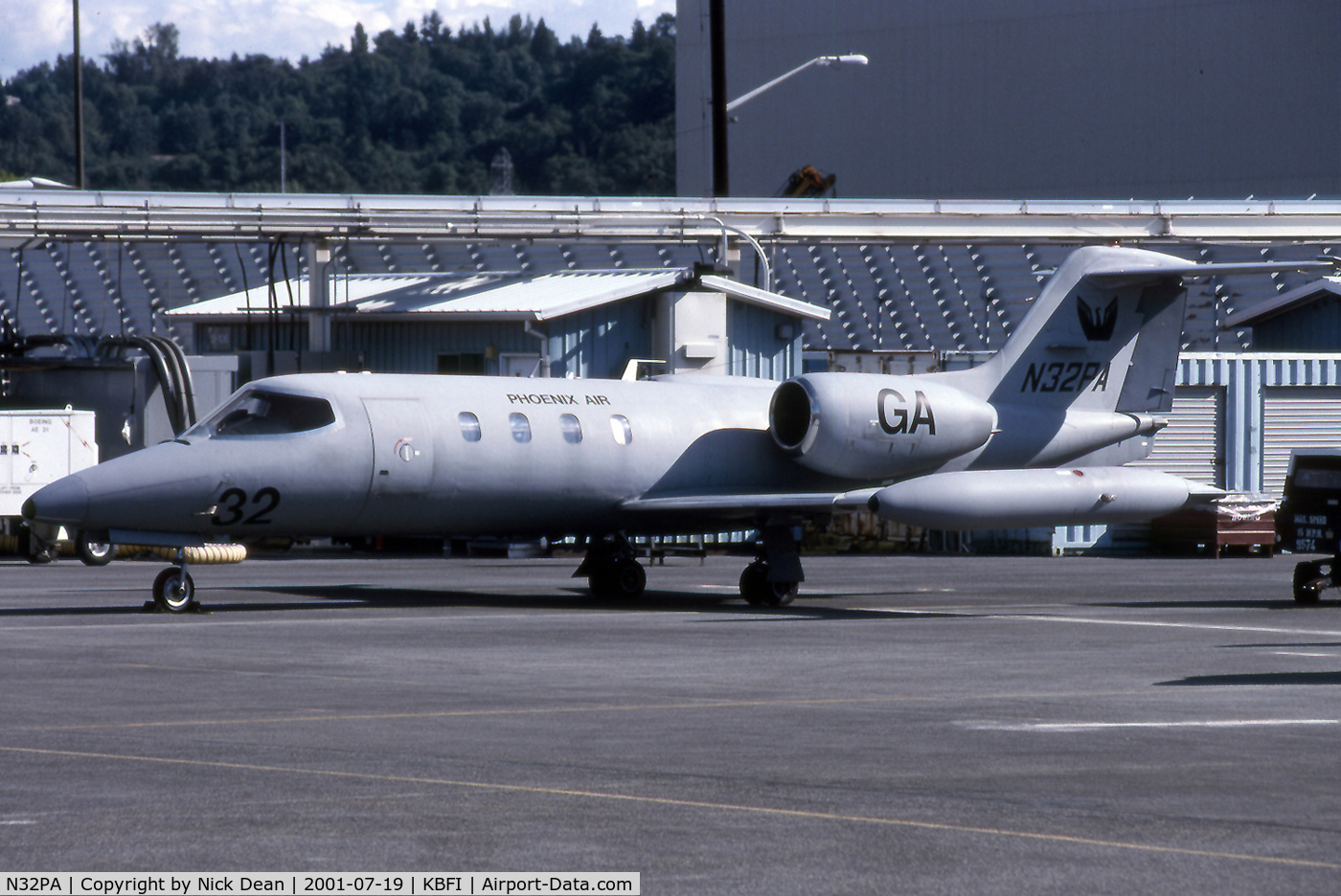 N32PA, 1976 Gates Learjet 36A C/N 025, KBFI