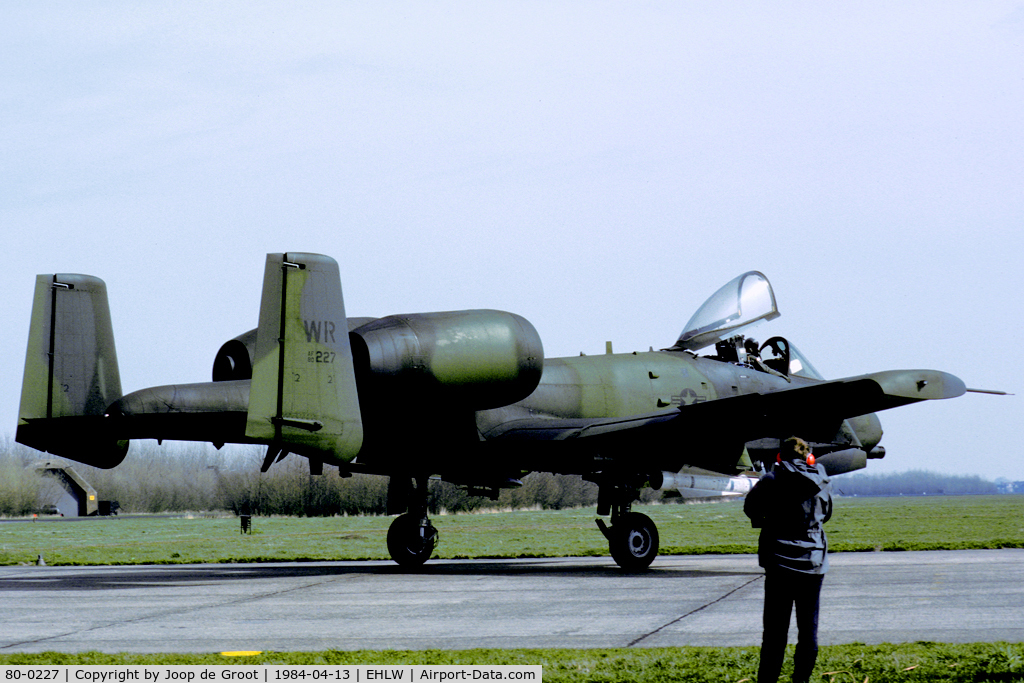 80-0227, Fairchild Republic A-10A Thunderbolt II C/N A10-0577, The Woodbridge/Bentwaters A-10's were regular visitors whenever there was something wrong with the ordonace over the nearby Cornfield range. The Leeuwarden fire brigade had to solve these problems...