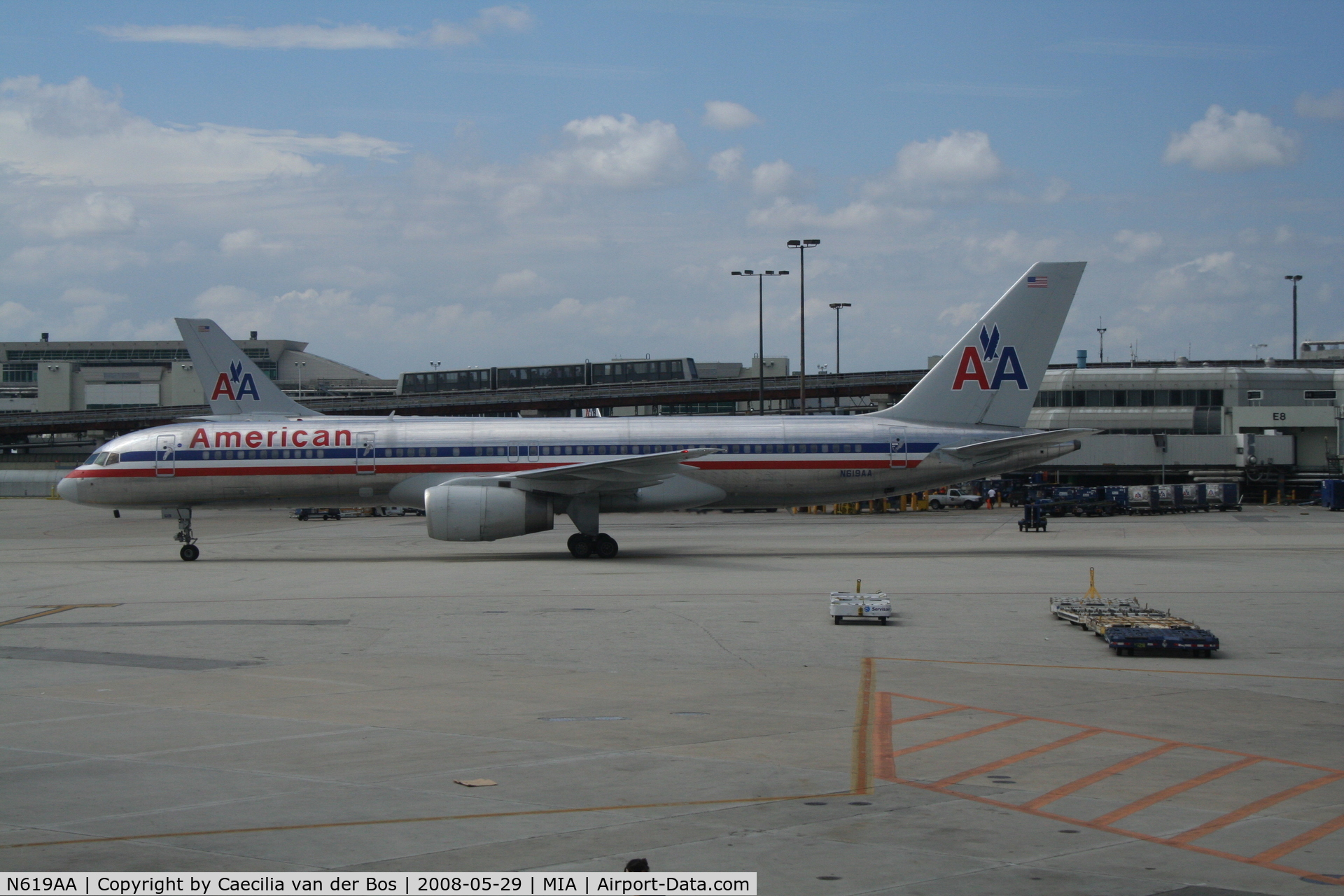 N619AA, 1990 Boeing 757-223 C/N 24577, At Miami Intl Airport