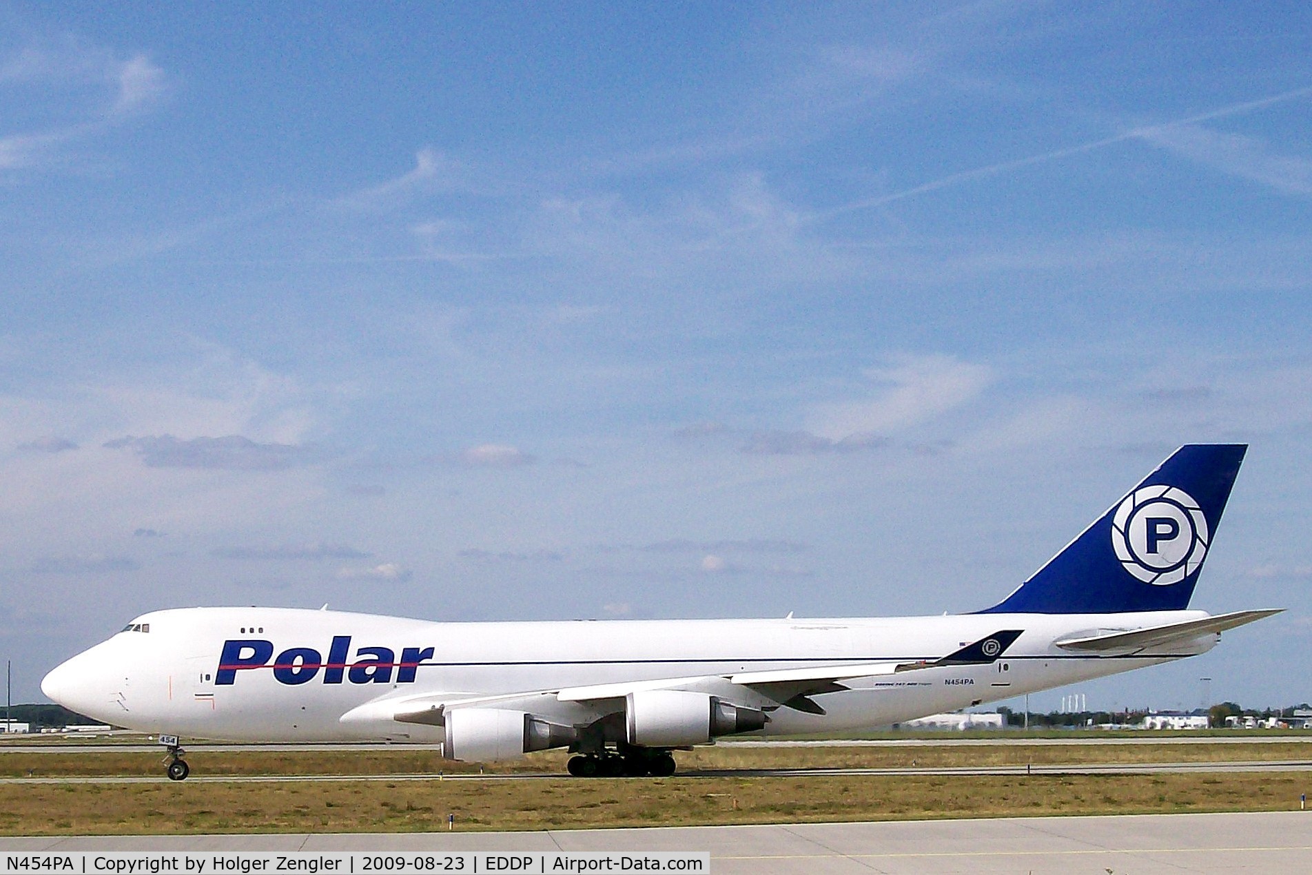 N454PA, 2002 Boeing 747-46NF C/N 30812, On the way to its sunday afternoon ride to western skies