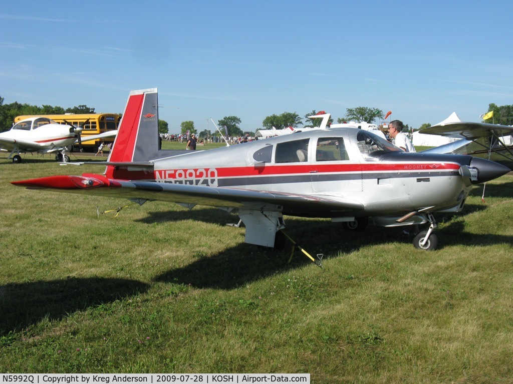 N5992Q, 1965 Mooney M20C Ranger C/N 3216, EAA Airventure 2009