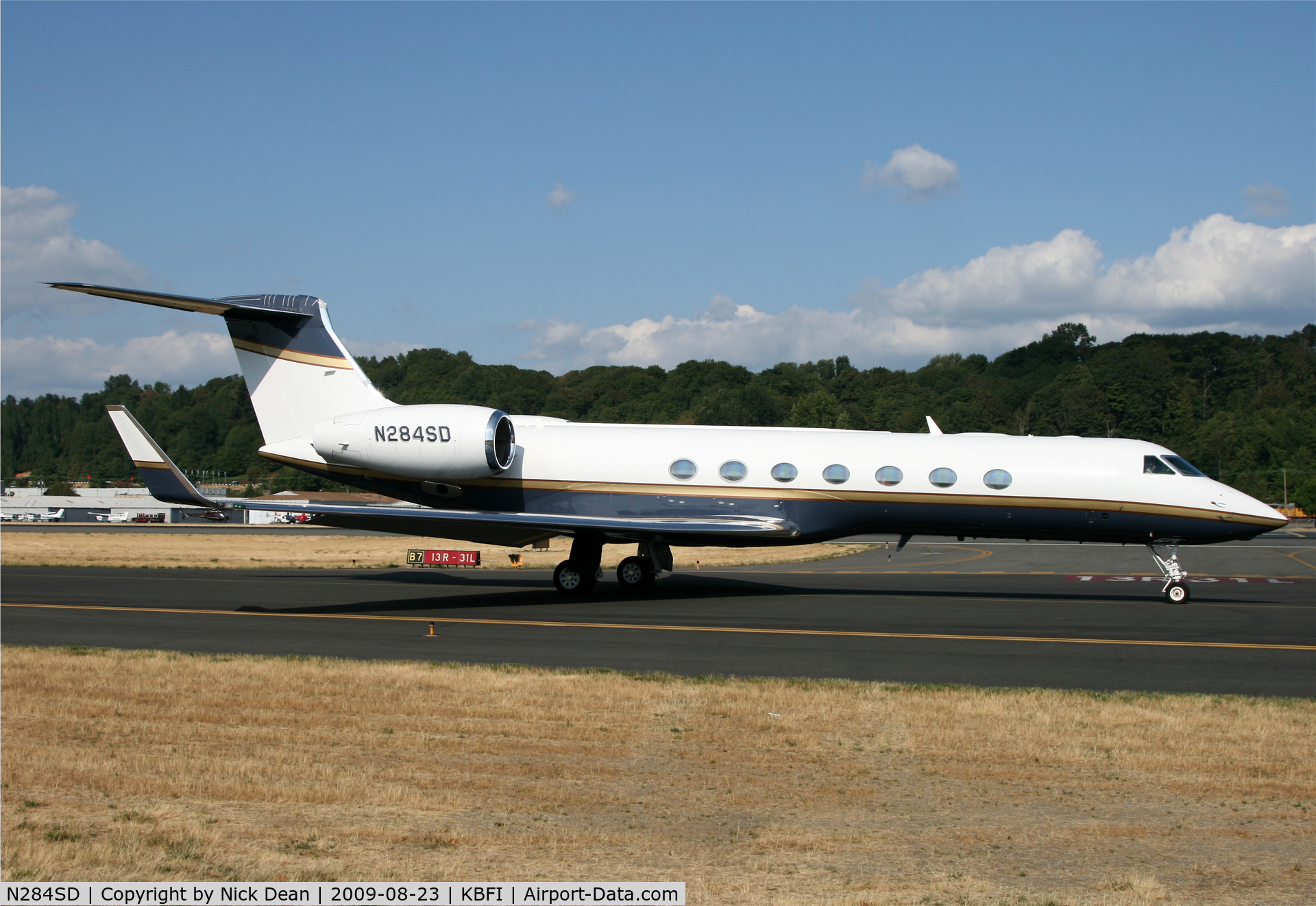 N284SD, 2006 Gulfstream Aerospace GV-SP (G550) C/N 5120, KBFI