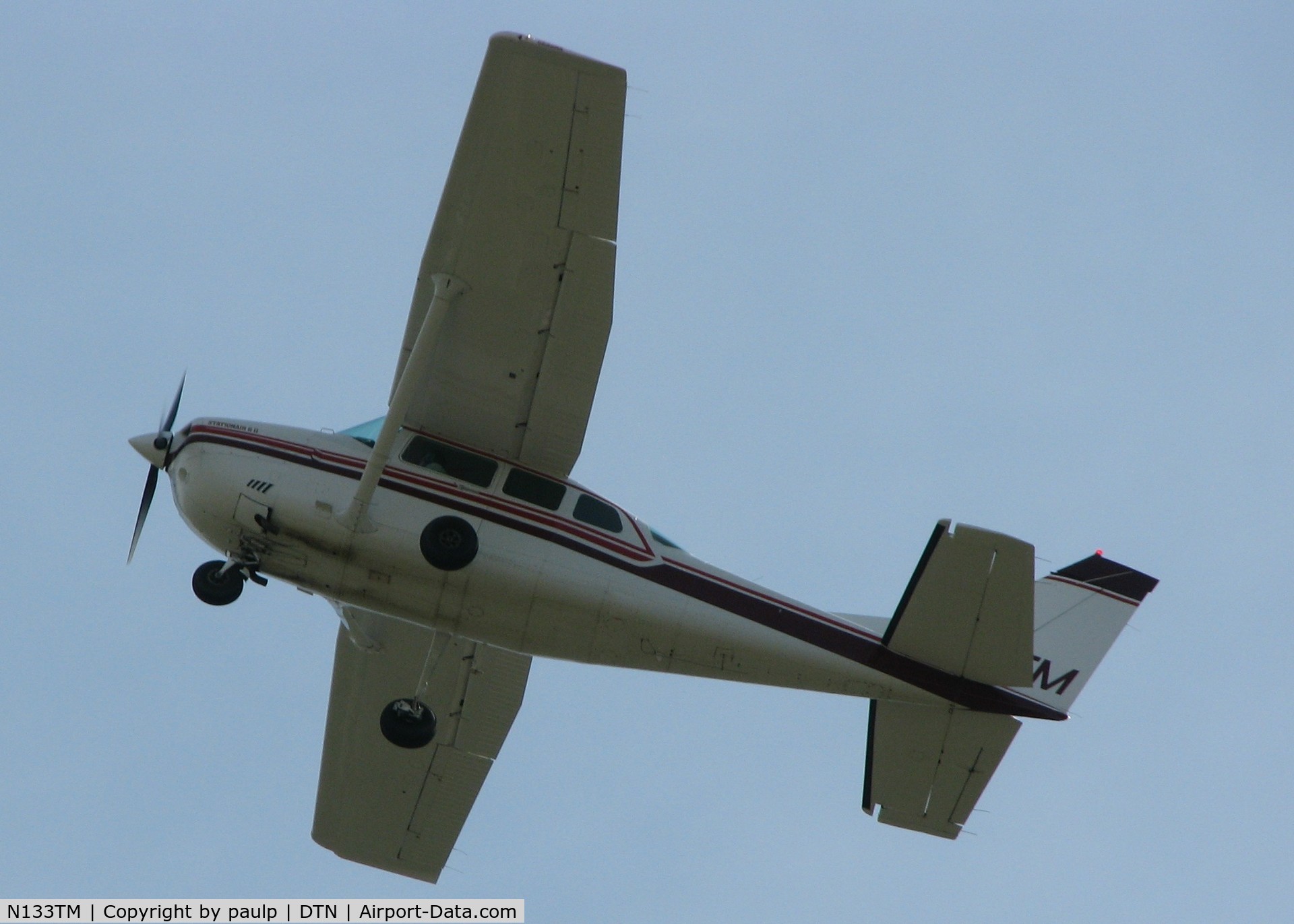 N133TM, 1980 Cessna U206 Stationair C/N U20606068, Off of runway 32 at Downtown Shreveport.
