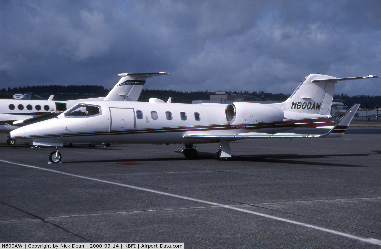 N600AW, 1990 Learjet 31 C/N 31-017, KBFI