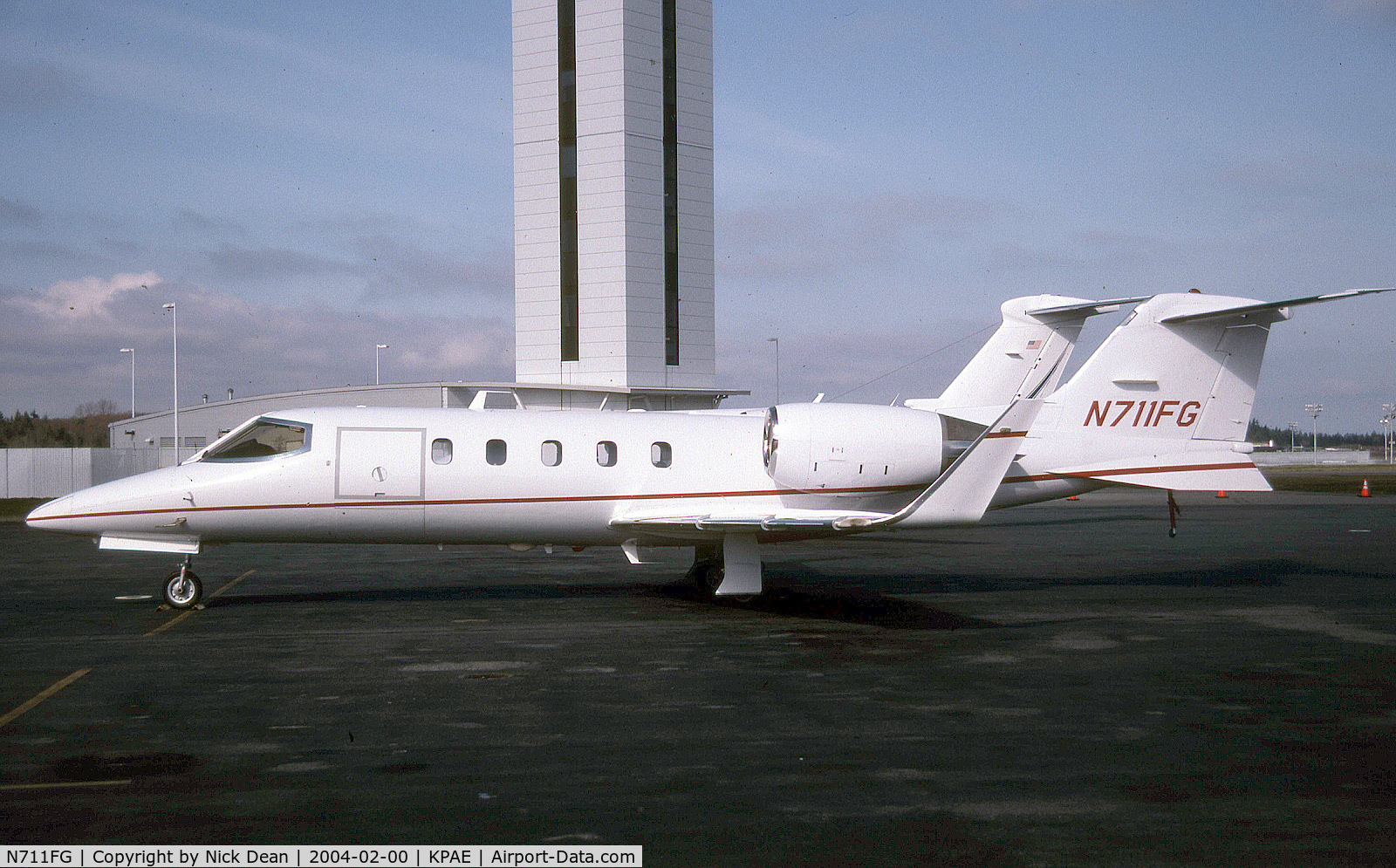 N711FG, 1994 Learjet Inc 31A C/N 092, KPAE