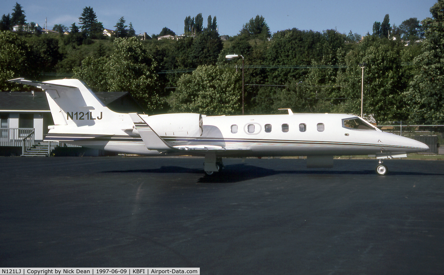 N121LJ, 1996 Learjet 31A C/N 121, KBFI