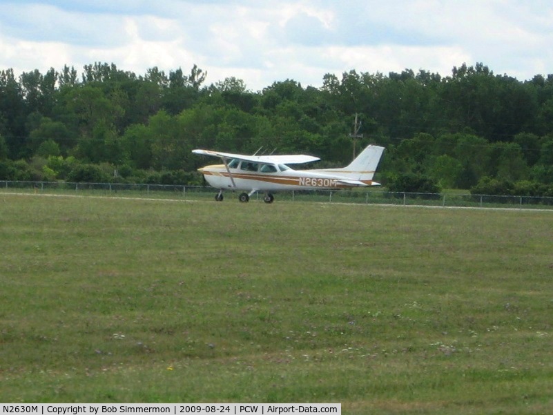 N2630M, 1979 Cessna 172N C/N 17271166, Departing Port Clinton, Ohio