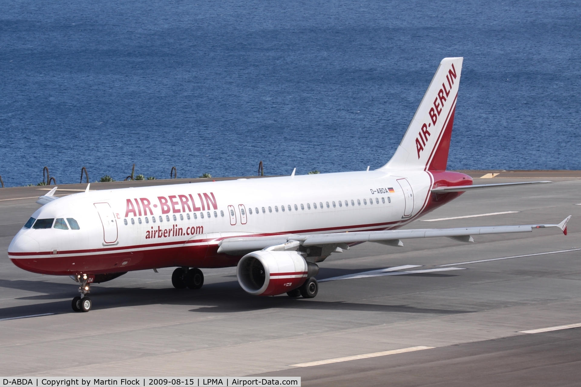 D-ABDA, 2005 Airbus A320-214 C/N 2539, .