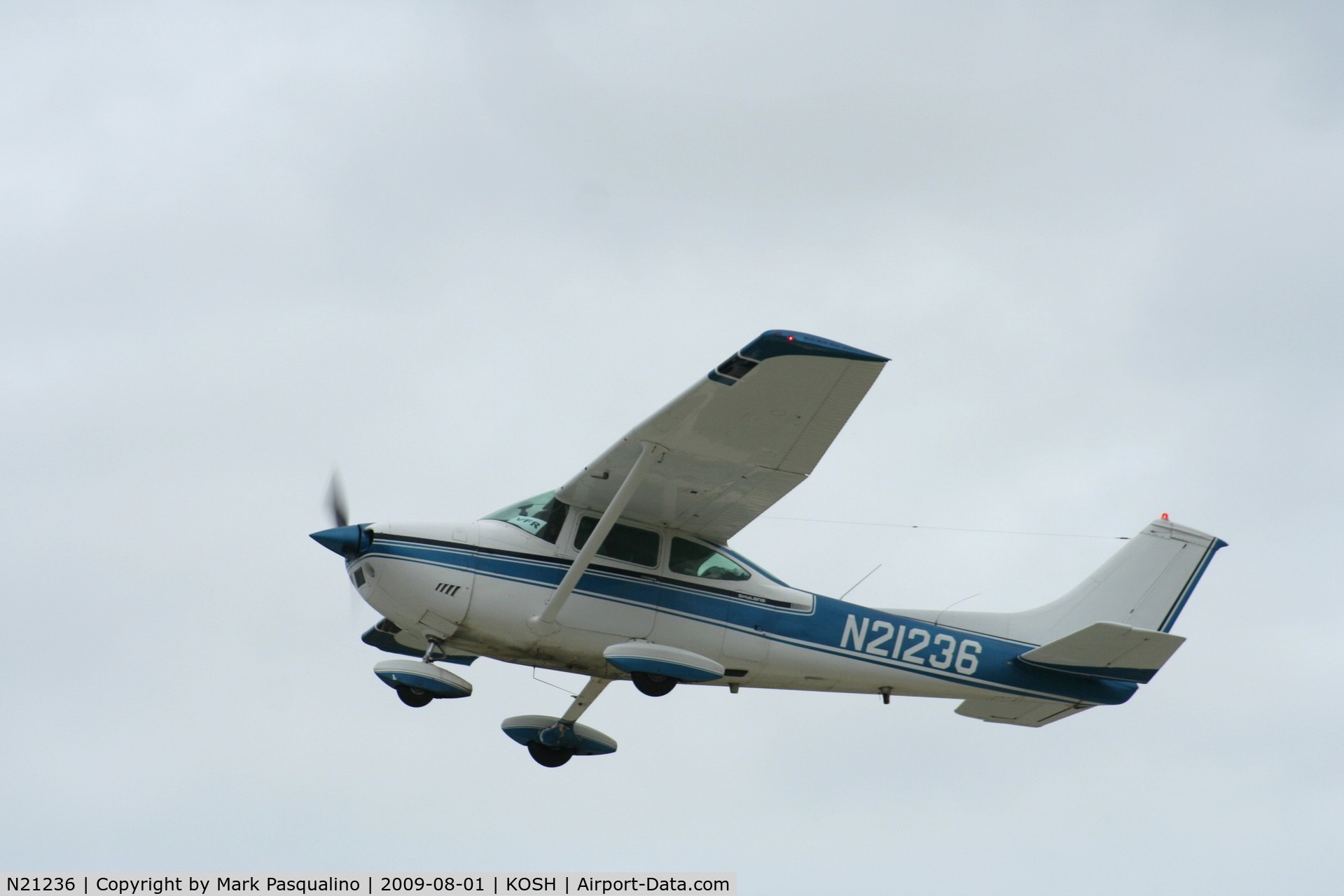 N21236, 1972 Cessna 182P Skylane C/N 18261506, Cessna 182P