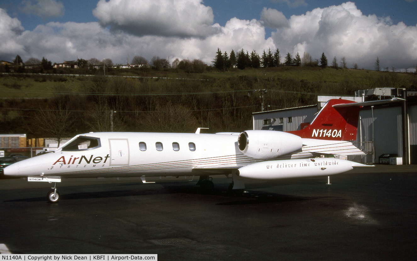 N1140A, 1976 Gates Learjet 35 C/N 35-045, KBFI