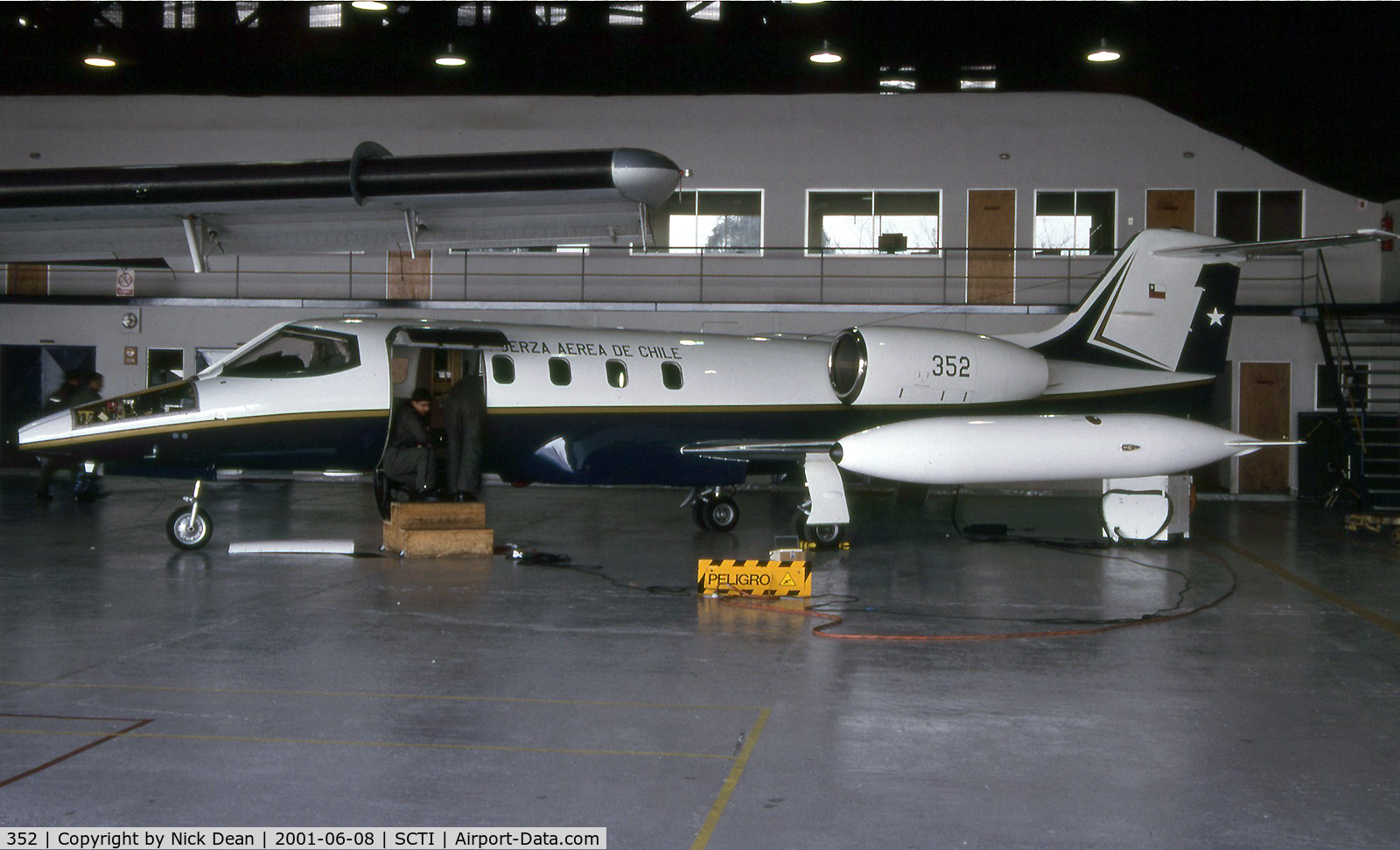 352, 1976 Gates LearJet 35 C/N 35-066, SCTI