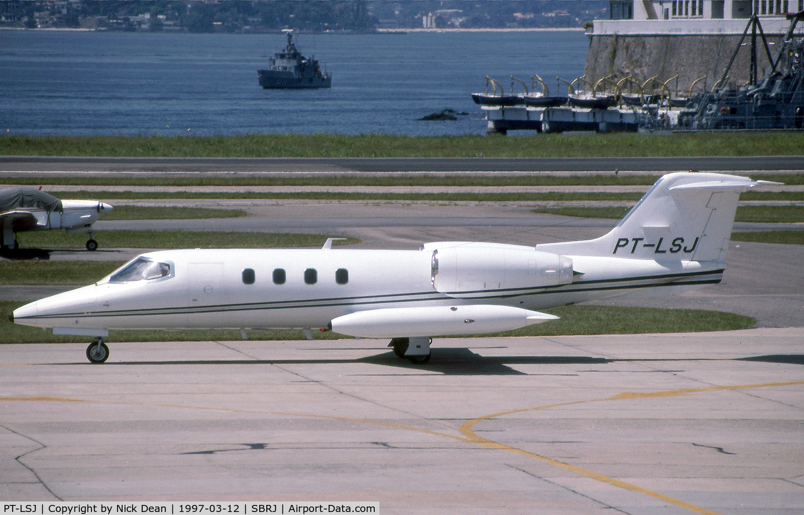 PT-LSJ, 1978 Learjet 35A C/N 35A-181, SBRJ